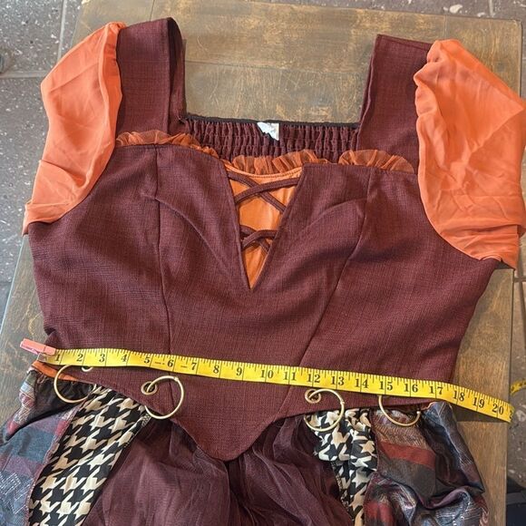 Spirit Halloween Hocus Pocus Mary Sanderson Costume for Adults Witch Cos… - Picture 9 of 12